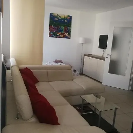 Studio Hana Apartment